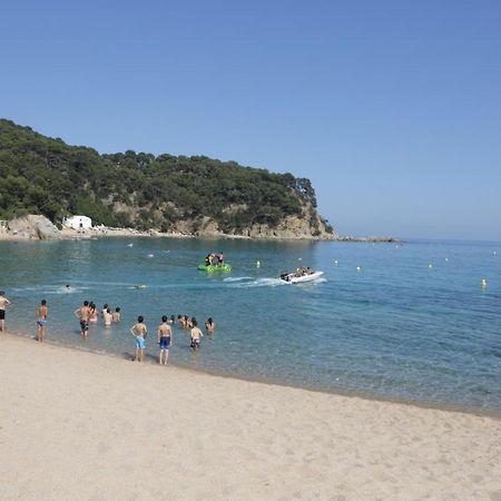 Happy Camp Mobile Homes In Camping Senia Cala Canyelles Lloret de Mar Bagian luar foto