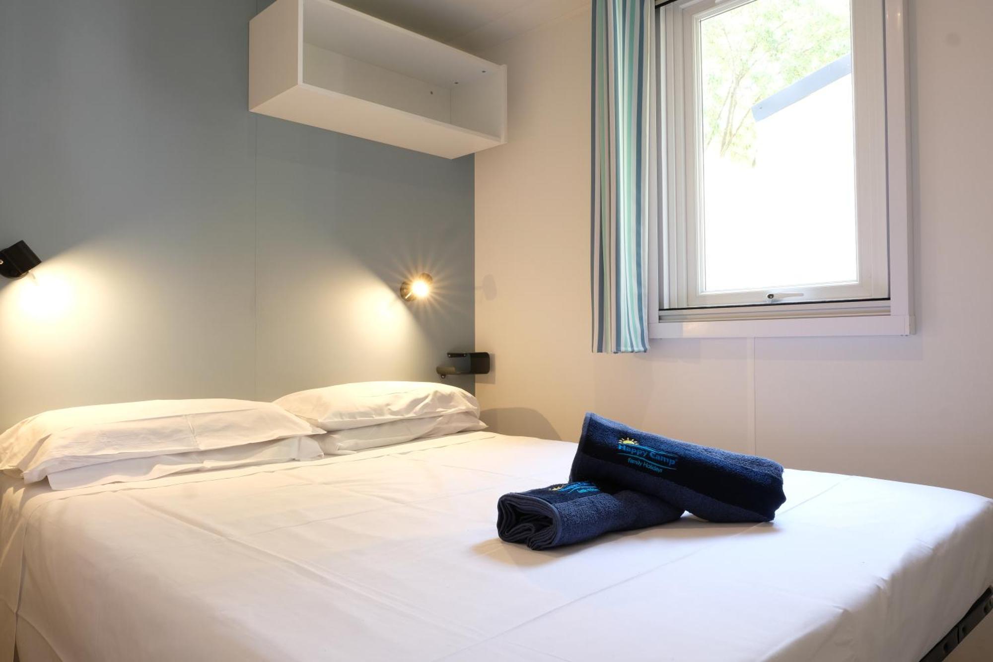 Happy Camp Mobile Homes In Camping Senia Cala Canyelles Lloret de Mar Bagian luar foto