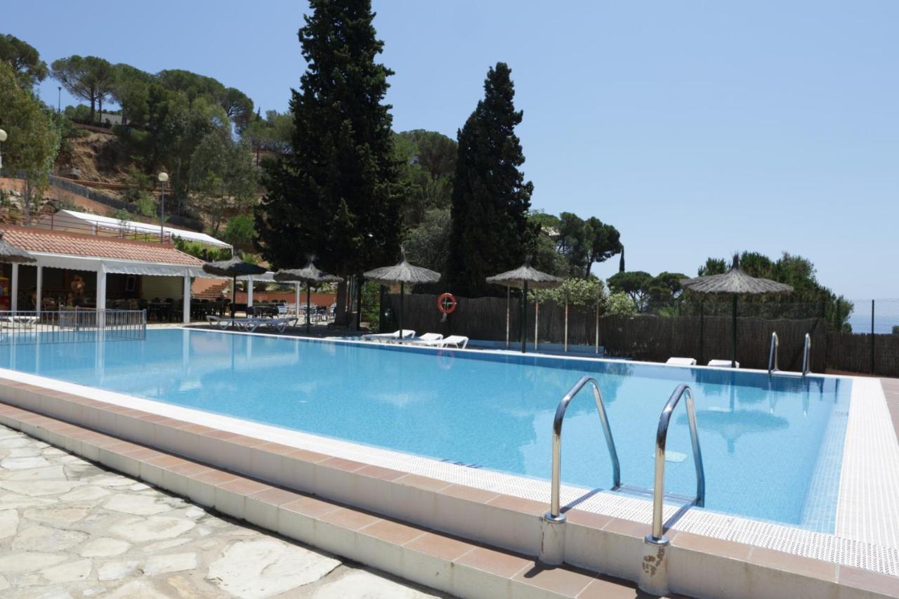Happy Camp Mobile Homes In Camping Senia Cala Canyelles Lloret de Mar Bagian luar foto